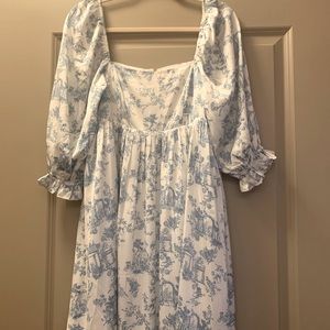 Storia cottagecore blue and white square neck puff sleeve dress